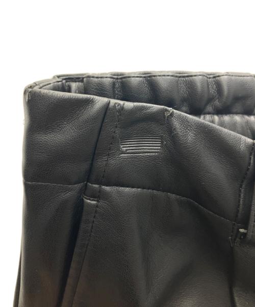 stein（シュタイン）stein (シュタイン) FAKE LEATHER TROUSERS ブラック サイズ:Mの古着・服飾アイテム
