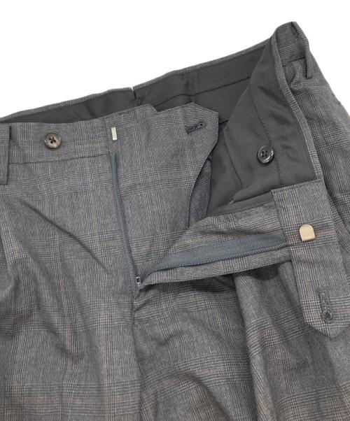 UNIVERSAL LANGUAGE（ユニバーサルランゲージ）UNIVERSAL LANGUAGE (ユニバーサルランゲージ) VITALE BARBERIS CANONICO 3B シングルブレストチェックセットアップ グレー サイズ:44-6Dropの古着・服飾アイテム