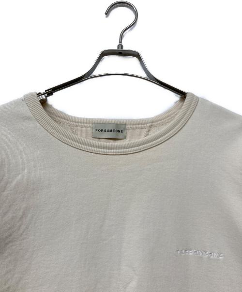 FORSOMEONE（フォーサムワン）FORSOMEONE (フォーサムワン) ロゴスウェット アイボリー サイズ:SIZE 48の古着・服飾アイテム