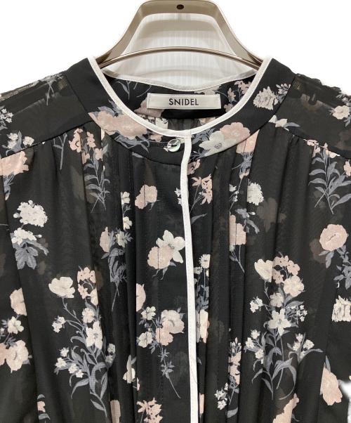 Snidel（スナイデル）Snidel (スナイデル) Sustainableバイカラープリーツワンピース ブラック サイズ:00の古着・服飾アイテム