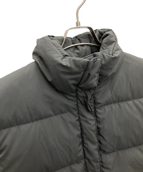Audrey and John Wad（オードリーアンドジョンワッド）AUDREY AND JOHN WAD (オードリーアンドジョンワッド) リバーシブルスタンドカラーキルトダウンベスト グレー サイズ:SIZEFREEの古着・服飾アイテム