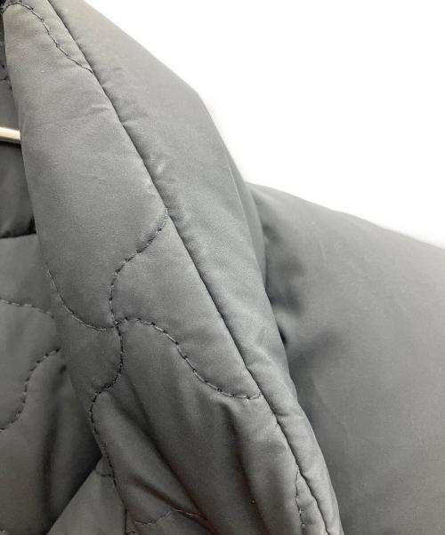 Audrey and John Wad（オードリーアンドジョンワッド）AUDREY AND JOHN WAD (オードリーアンドジョンワッド) リバーシブルスタンドカラーキルトダウンベスト グレー サイズ:SIZEFREEの古着・服飾アイテム