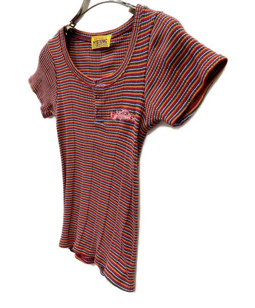 Hysteric Glamour（ヒステリックグラマー）Hysteric Glamour (ヒステリックグラマー) WRAPPED HEART LOGO刺繍 チビTシャツ レッド サイズ:FREEの古着・服飾アイテム