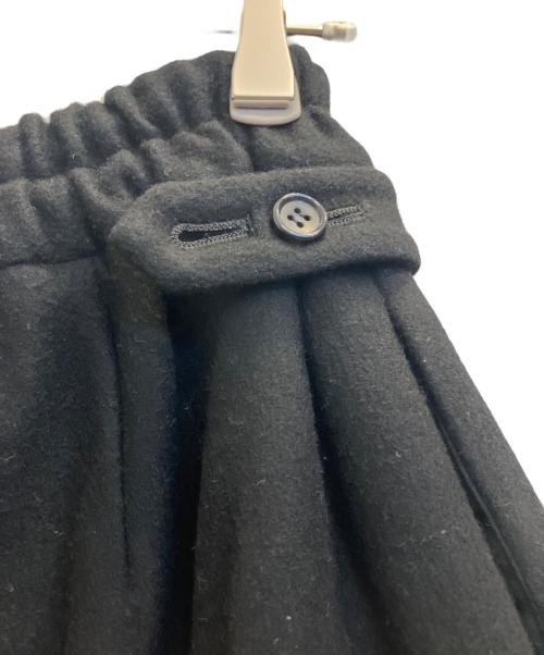 TENNE HANDCRAFTED MODERN（テン ハンドクラフテッド モダン）TENNE HANDCRAFTED MODERN (テン ハンドクラフテッド モダン) WOOL PADDED PANTS ブラック サイズ:フリーの古着・服飾アイテム