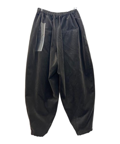 TENNE HANDCRAFTED MODERN（テン ハンドクラフテッド モダン）TENNE HANDCRAFTED MODERN (テン ハンドクラフテッド モダン) 3 tuck tapered pants グレー サイズ:Ｓの古着・服飾アイテム