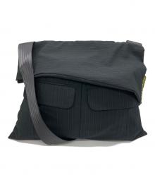 SUITCASE RECYCLED IN LONDON（SUITCASE RECYCLED IN LONDON）の古着「ショルダーバッグ」｜ブラック