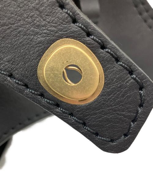 Herz（ヘルツ）Herz (ヘルツ) 着る鞄・ポケット付 ブラックの古着・服飾アイテム