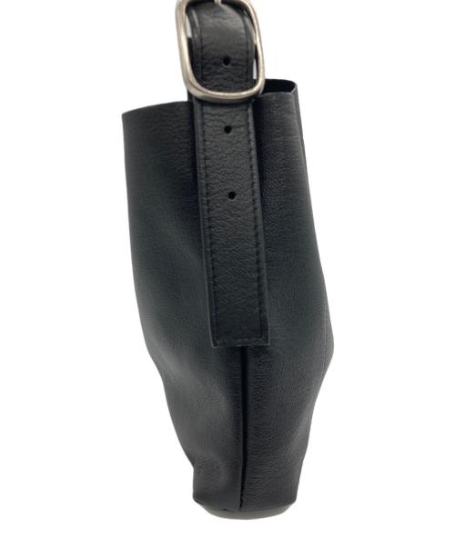 ATELIER 4.5（アトリエヨンテンゴ）ATELIER 4.5 (アテリアー) レザーショルダーバッグ ブラックの古着・服飾アイテム