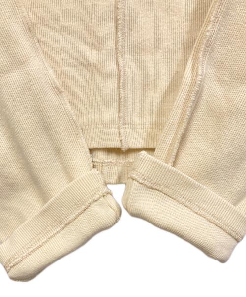 kaze no sumika（カゼノスミカ）kaze no sumika (カゼノスミカ) リブカットソー アイボリー サイズ:FREEの古着・服飾アイテム