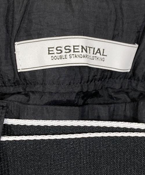 ESSENTIAL DESIGNS（エッセンシャルデザインズ）ESSENTIAL DESIGNS (エッセンシャルデザインズ) ダイヤネットチュールプリントスカート ブラック サイズ:36の古着・服飾アイテム
