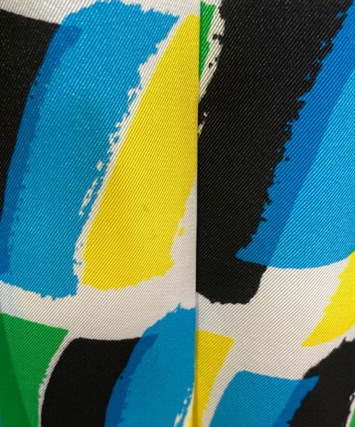 MSGM（エムエスジーエム）MSGM (エムエスジーエム) プリントプリーツスカート グリーン サイズ:38の古着・服飾アイテム