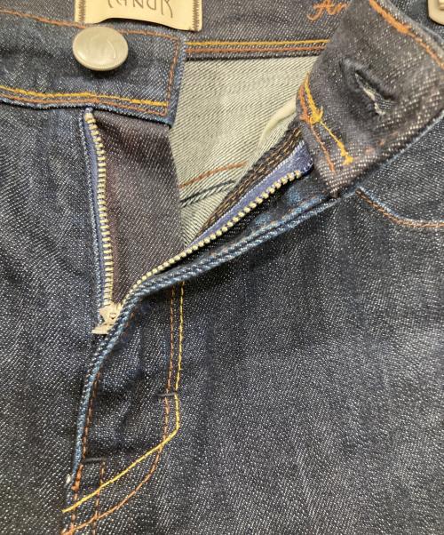 YANUK（ヤヌーク）YANUK (ヤヌーク) ANNETTE STRAIGHT インディゴ サイズ:SIZE 68.5cm(W27)の古着・服飾アイテム