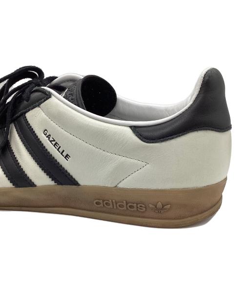 adidas（アディダス）adidas (アディダス) Gazelle Indoor ホワイト×ブラック サイズ:28の古着・服飾アイテム