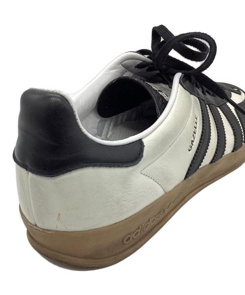 adidas（アディダス）adidas (アディダス) Gazelle Indoor ホワイト×ブラック サイズ:28の古着・服飾アイテム