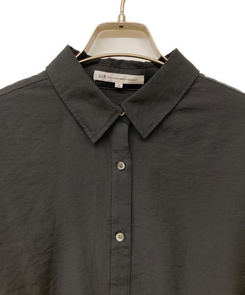 23区（ニジュウサンク）23区 (ニジュウサンク) ロングスリーブシャツ ブラック サイズ:38の古着・服飾アイテム