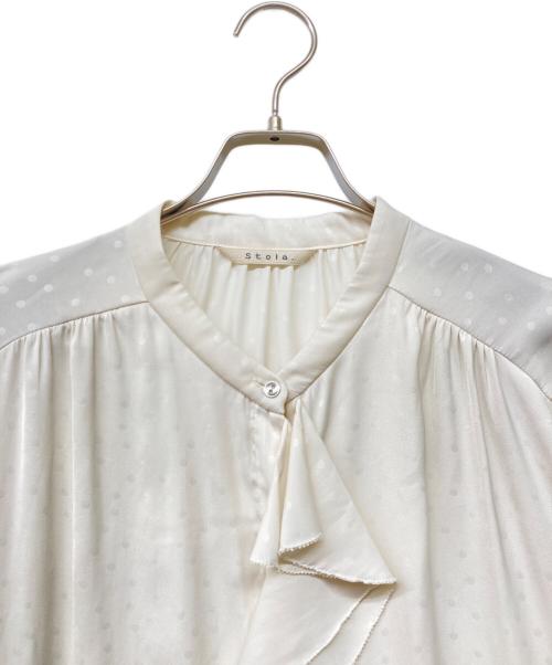 stola.（ストラ）stola. (ストラ) ドットエンボス割繊フリルブラウス アイボリー サイズ:36の古着・服飾アイテム