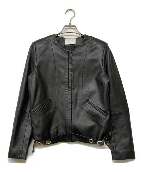 Sandro（サンドロ）Sandro (サンドロ) シープスキンベルテッドノーカラーレザージャケット ブラック サイズ:1の古着・服飾アイテム