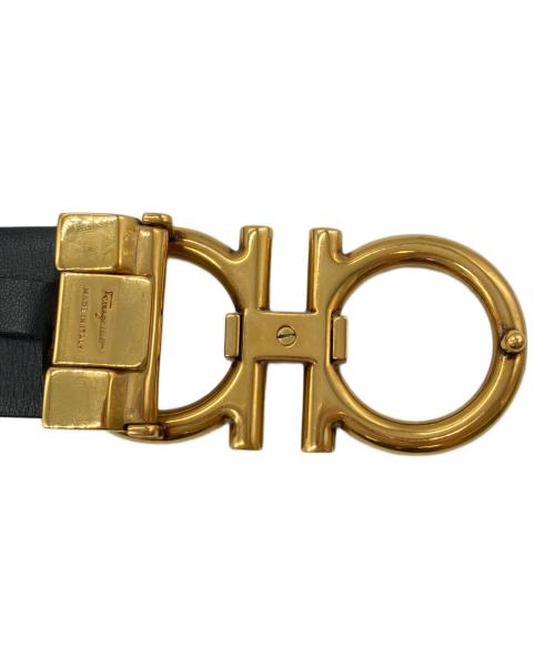 Salvatore Ferragamo（サルヴァトーレ フェラガモ）Salvatore Ferragamo (サルヴァトーレ フェラガモ) ガンチーニ ローズ バックルレザーベルト ブラック サイズ:CT-23B570の古着・服飾アイテム