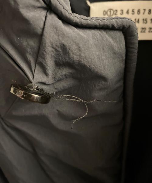 Maison Margiela（メゾンマルジェラ）Maison Margiela (メゾンマルジェラ) リサイクルナイロンオーバーサイズ PADDEDコート ブラック サイズ:40の古着・服飾アイテム