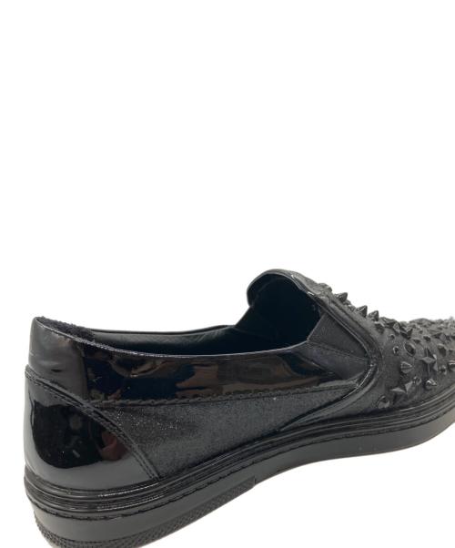 JIMMY CHOO（ジミーチュウ）JIMMY CHOO (ジミーチュウ) スタースタッズスリッポン ブラック サイズ:40の古着・服飾アイテム