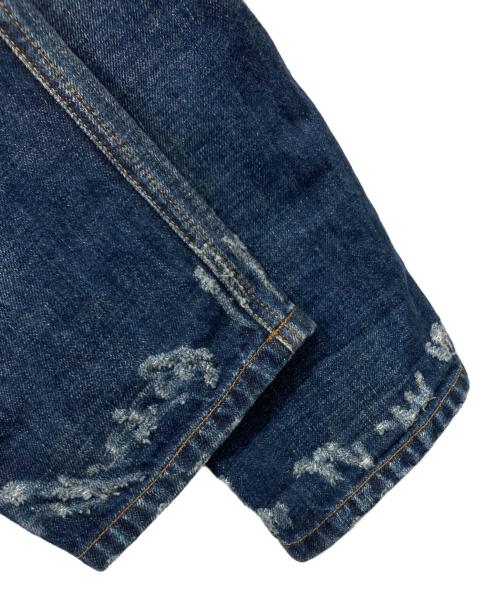 DOLCE & GABBANA（ドルチェ＆ガッバーナ）DOLCE & GABBANA (ドルチェ＆ガッバーナ) familiarワッペン ユーズド加工デニムパンツ インディゴ サイズ:48の古着・服飾アイテム