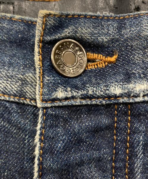 DOLCE & GABBANA（ドルチェ＆ガッバーナ）DOLCE & GABBANA (ドルチェ＆ガッバーナ) familiarワッペン ユーズド加工デニムパンツ インディゴ サイズ:48の古着・服飾アイテム