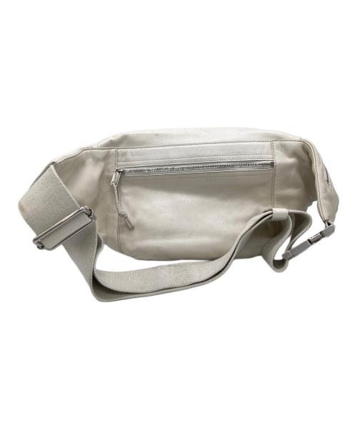 Saint Laurent Paris（サンローランパリ）Saint Laurent Paris (サンローランパリ) クロスボディバッグ ホワイトの古着・服飾アイテム