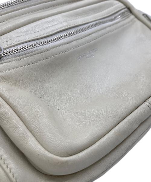 Saint Laurent Paris（サンローランパリ）Saint Laurent Paris (サンローランパリ) クロスボディバッグ ホワイトの古着・服飾アイテム