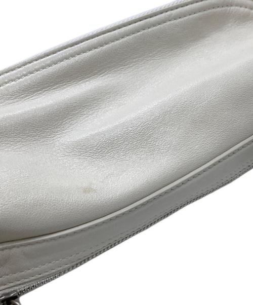 Saint Laurent Paris（サンローランパリ）Saint Laurent Paris (サンローランパリ) クロスボディバッグ ホワイトの古着・服飾アイテム