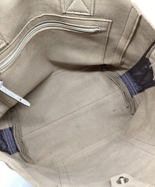 zattu（ザッツ）zattu (ザッツ) マイクロファイバースエードトートバッグ ベージュの古着・服飾アイテム