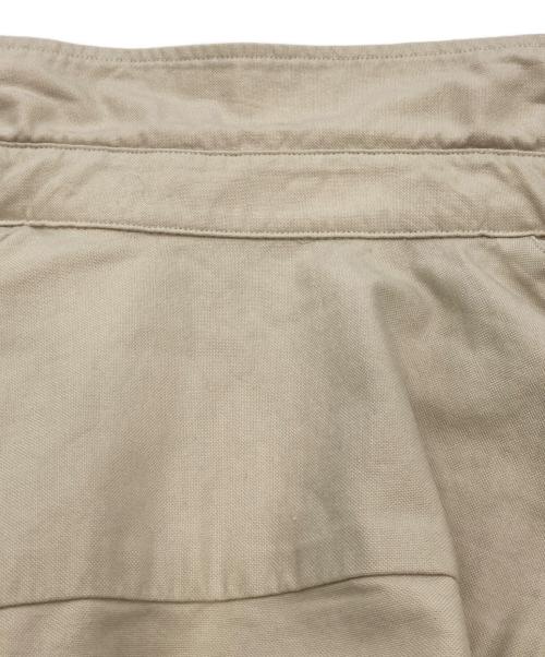 Spick and Span（スピック＆スパン）Spick and Span (スピックアンドスパン) オックスベーシックパールボタンシャツ ベージュ サイズ:表記無し 未使用品の古着・服飾アイテム