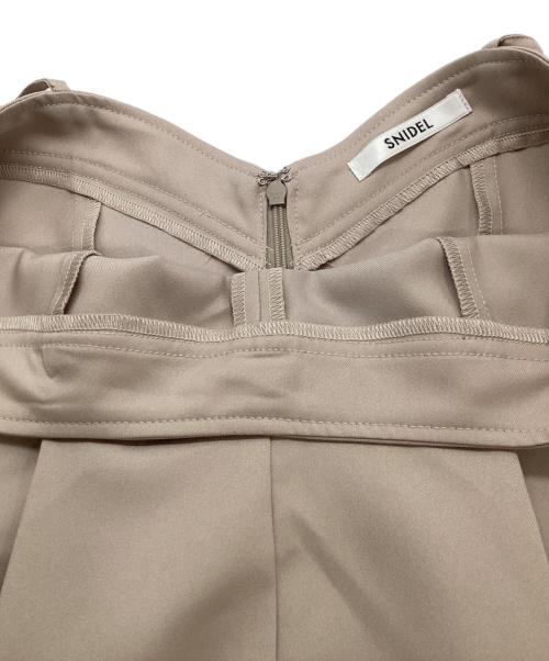 Snidel（スナイデル）Snidel (スナイデル) ハイウエストサロペット ベージュ サイズ:1 未使用品の古着・服飾アイテム