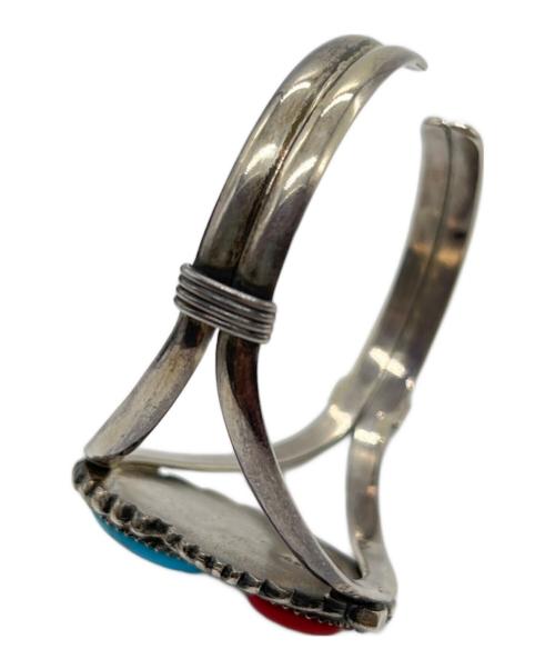 インディアンジュエリーバングル（-）インディアンジュエリーバングル (-) インディアンジュエリーバングル 2ストーンの古着・服飾アイテム