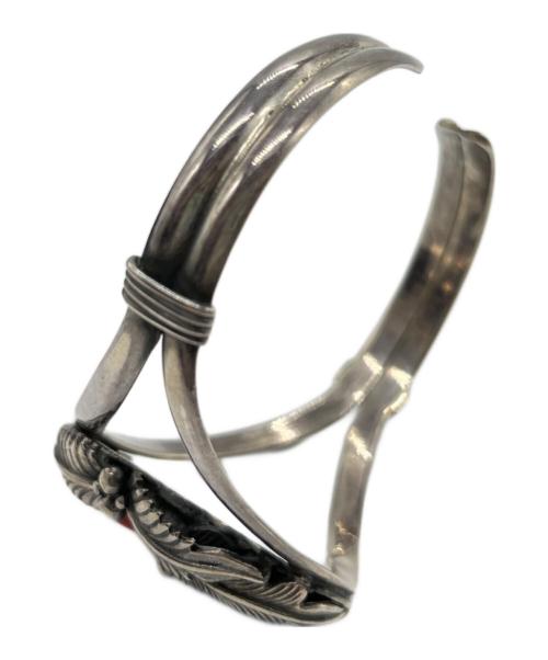 インディアンジュエリーバングル（-）インディアンジュエリーバングル (-) インディアンジュエリーバングル 2ストーンの古着・服飾アイテム