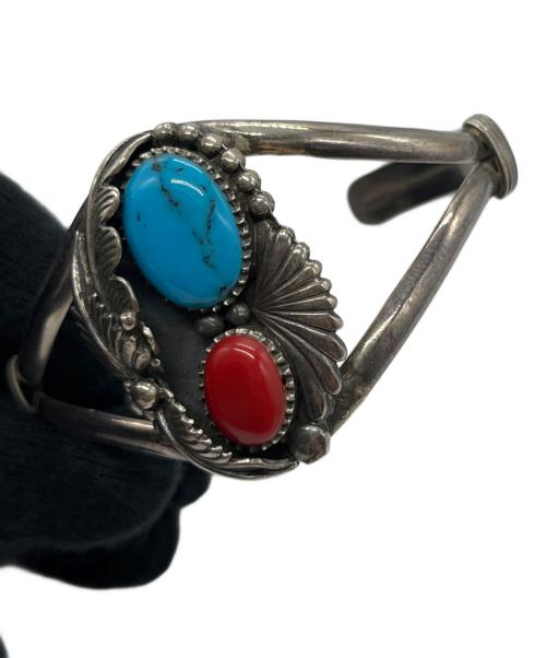 インディアンジュエリーバングル（-）インディアンジュエリーバングル (-) インディアンジュエリーバングル 2ストーンの古着・服飾アイテム