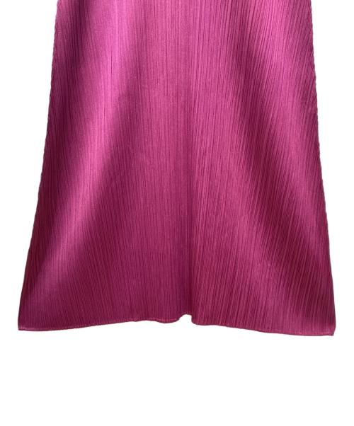 PLEATS PLEASE（プリーツプリーズ）PLEATS PLEASE (プリーツプリーズ) 24SS MAY DRESS プリーツワンピース ラズベリー サイズ:3の古着・服飾アイテム