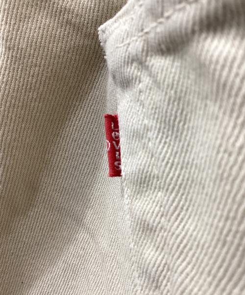 LEVI'S（リーバイス）LEVI'S (リーバイス) デニムパンツ ボタン裏275 ベージュ サイズ:W38L36の古着・服飾アイテム