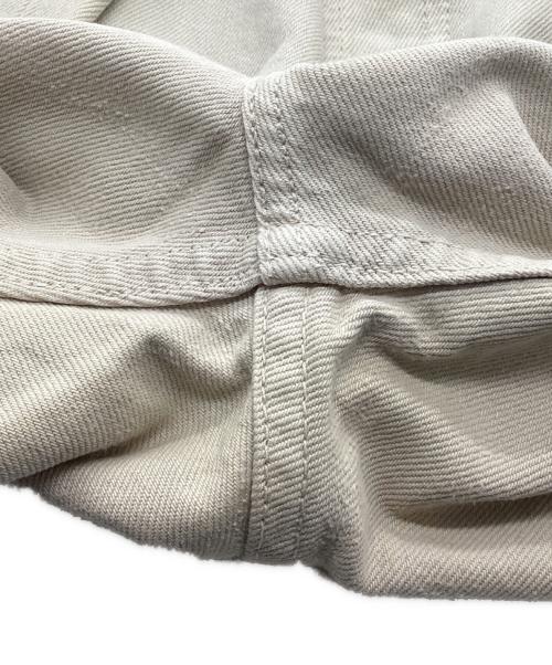 LEVI'S（リーバイス）LEVI'S (リーバイス) デニムパンツ ボタン裏275 ベージュ サイズ:W38L36の古着・服飾アイテム