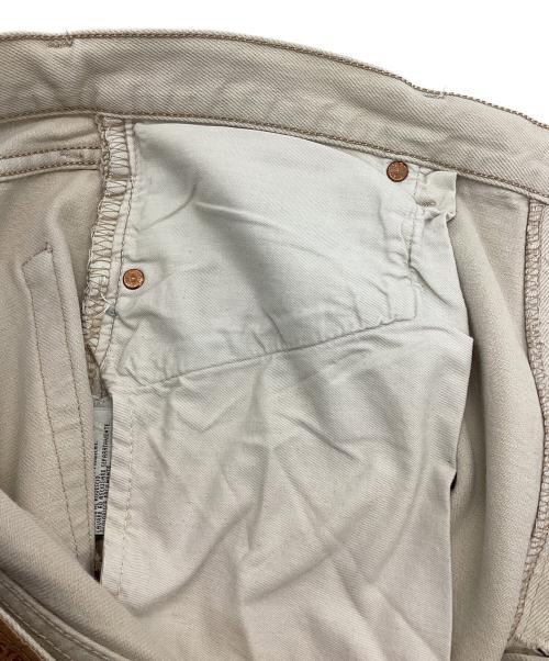 LEVI'S（リーバイス）LEVI'S (リーバイス) デニムパンツ ボタン裏275 ベージュ サイズ:W38L36の古着・服飾アイテム