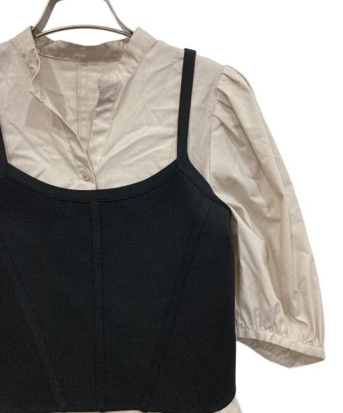 BLUE LABEL CRESTBRIDGE（ブルーレーベルクレストブリッジ）BLUE LABEL CRESTBRIDGE (ブルーレーベルクレストブリッジ) ニットビスチェシャツドレス ベージュ サイズ:36の古着・服飾アイテム