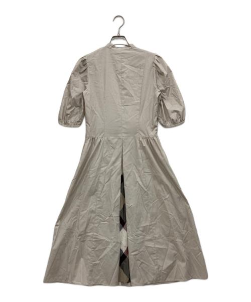 BLUE LABEL CRESTBRIDGE（ブルーレーベルクレストブリッジ）BLUE LABEL CRESTBRIDGE (ブルーレーベルクレストブリッジ) ニットビスチェシャツドレス ベージュ サイズ:36の古着・服飾アイテム