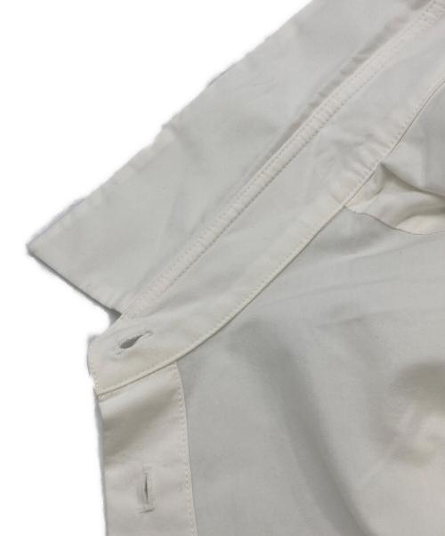 RIM.ARK（リムアーク）RIM.ARK (リムアーク) Oversize tuck volume SH ホワイト サイズ:FREEの古着・服飾アイテム