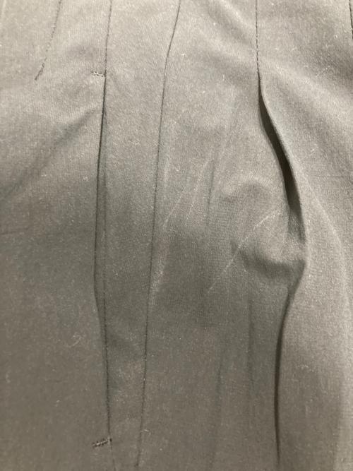 Mame Kurogouchi（マメクロゴウチ）Mame Kurogouchi (マメクロゴウチ) Dry Touch Cotton High Waisted Trousers/ドライタッチコットンハイウエストトラウザーズ ブラック サイズ:1の古着・服飾アイテム