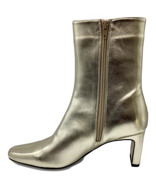 la belle etude（ラベルエチュード）la belle Etude (ラベルエチュード) メタリックショートブーツ ゴールド サイズ:Lの古着・服飾アイテム