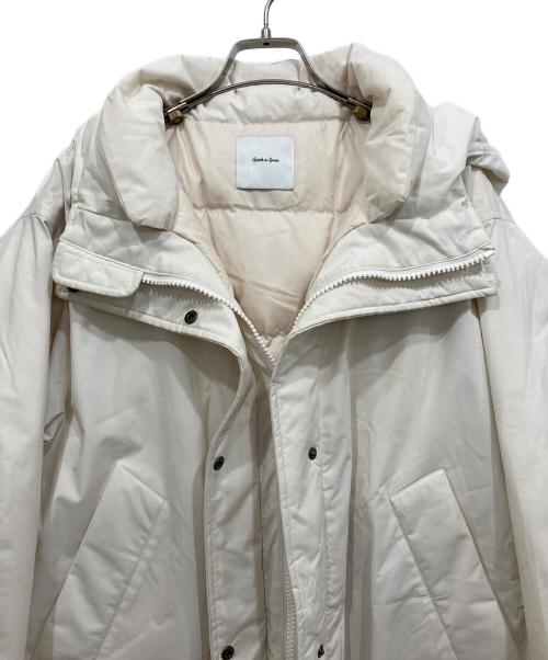 Spick and Span（スピックアンドスパン）Spick and Span (スピックアンドスパン) 撥水フーデッドダウンハーフコート ホワイト サイズ:36の古着・服飾アイテム
