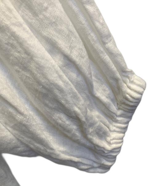 23区（ニジュウサンク）23区 (ニジュウサンク) LIBECO ティアード チュニック ブラウス ホワイト サイズ:SIZE 38の古着・服飾アイテム