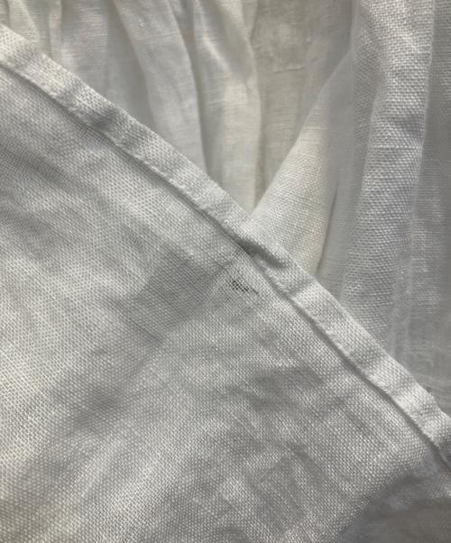 23区（ニジュウサンク）23区 (ニジュウサンク) LIBECO ティアード チュニック ブラウス ホワイト サイズ:SIZE 38の古着・服飾アイテム