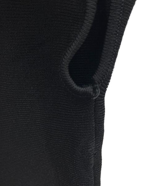 23区（ニジュウサンク）23区 (ニジュウサンク) レーヨンポリエステルストレッチ フレア ニット ブラック サイズ:SIZE38の古着・服飾アイテム