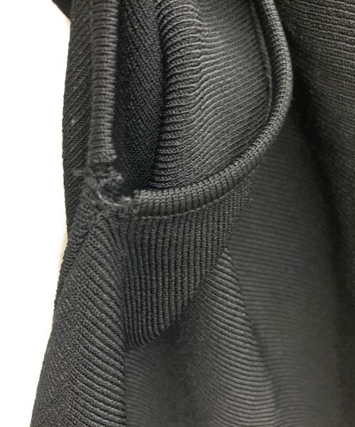 23区（ニジュウサンク）23区 (ニジュウサンク) レーヨンポリエステルストレッチ フレア ニット ブラック サイズ:SIZE38の古着・服飾アイテム