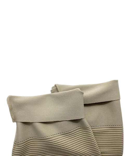 ISSEY MIYAKE（イッセイミヤケ）ISSEY MIYAKE (イッセイミヤケ) ピンストライプニットパンツ ベージュ サイズ: 1の古着・服飾アイテム